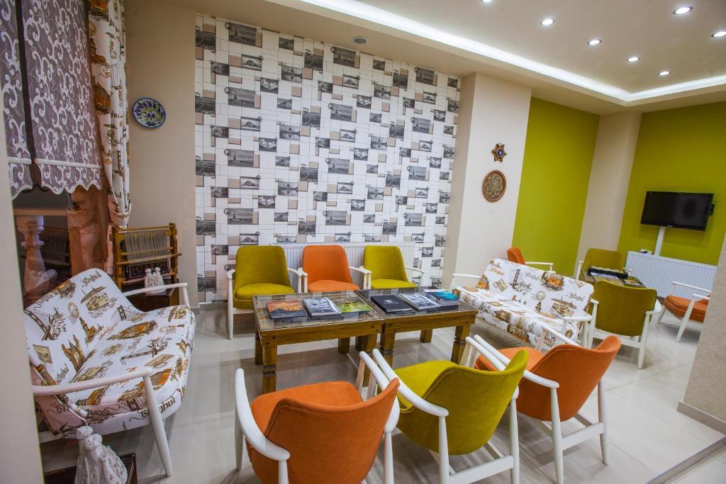 נבשהיר Hotel Seven Brothers מראה חיצוני תמונה