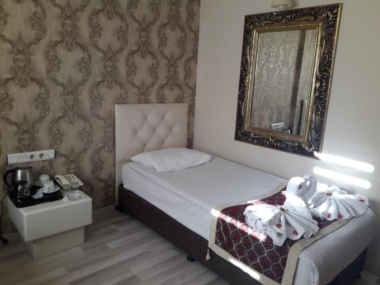 נבשהיר Hotel Seven Brothers מראה חיצוני תמונה